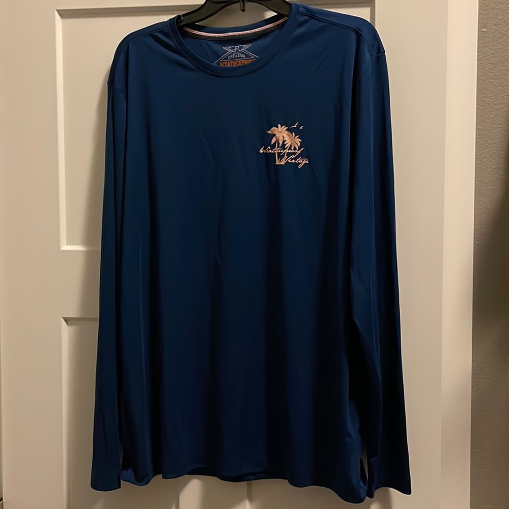 Long sleeve shirt
